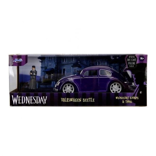 Wednesday VW Bogár 1972 1:24 modell és Wednesday figura