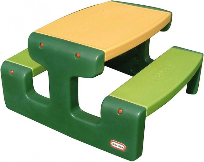 Nagy piknikasztal gyerekeknek a Little Tikes-tól