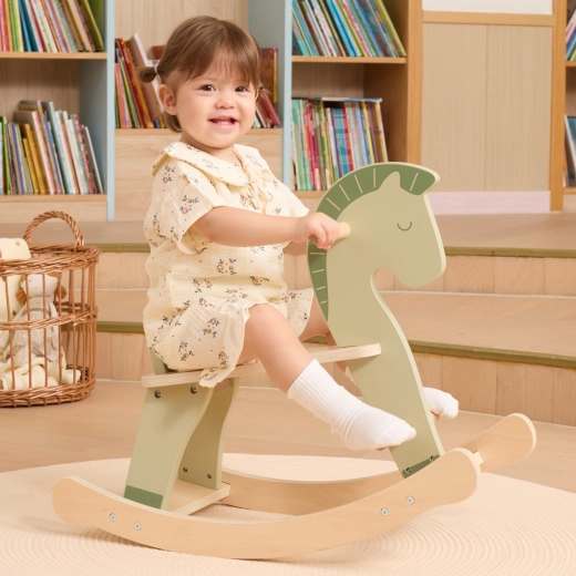 Egyensúly és önbizalom fejlesztése 12 hónapos kortól