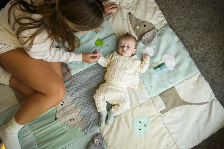 Nagy és puha játéktér 120 × 160 cm