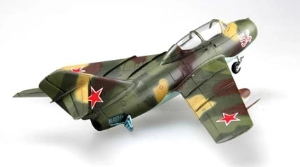 Mig-15uti midget műanyag Model szett