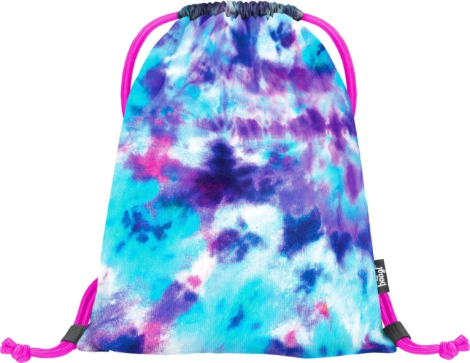 Sokszínű tie-dye dizájn