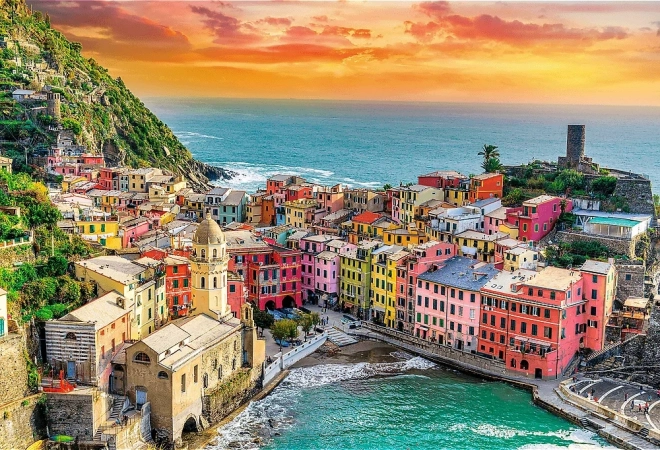 trefl puzzle romantikus naplemente: vernazza, liguria, olaszország 1500 darab