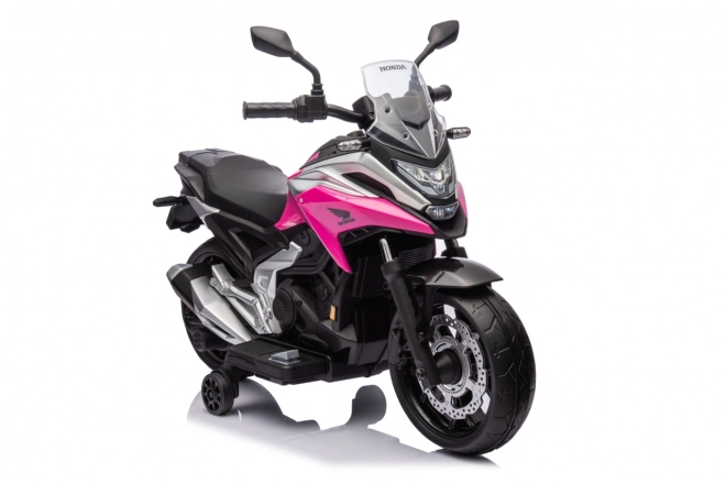 Honda NC750X rózsaszín motorkerékpár
