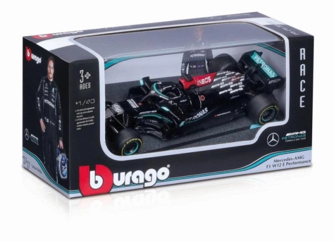 F1 versenyautó modell 1:43 méretarányban