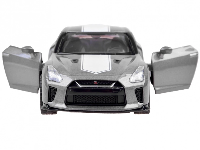 Nissan GT-R játékautó 1:32 nyitható ajtókkal