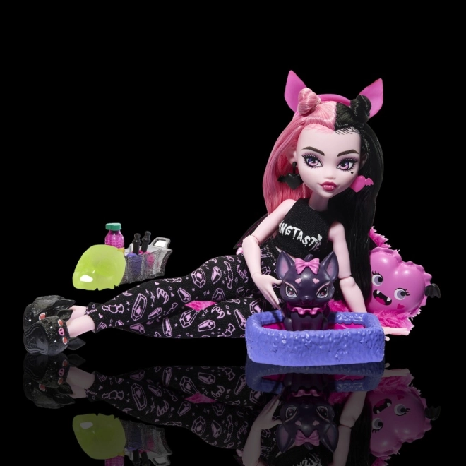 Monster High creepover party baba - draculaura