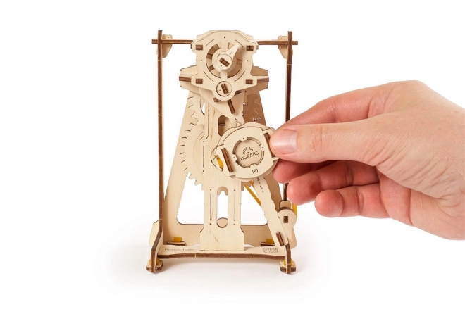 Ugears 3D fa mechanikus puzzle STEM tanulási inga