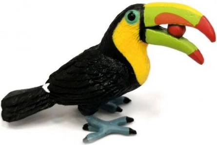 Óriás tukán figura gyümölcsökkel