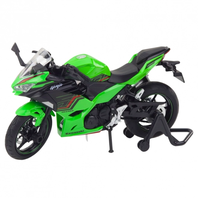 Részletes miniatűr Kawasaki Ninja modell