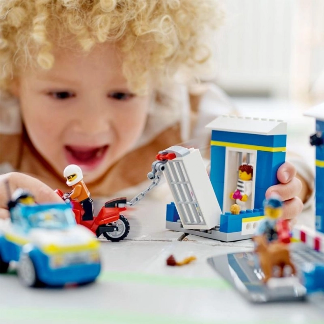 Lego city rendőrségi üldözés játékkészlet