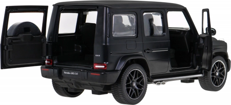 Realista részletek és nyitható ajtók