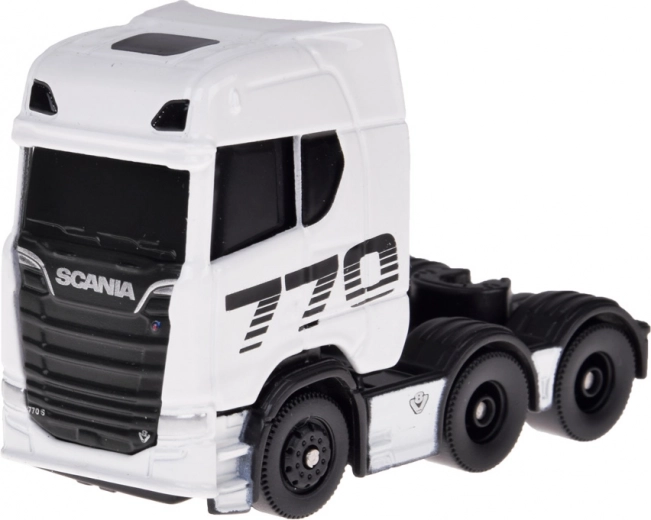 Fém fülke és részletgazdag kidolgozás