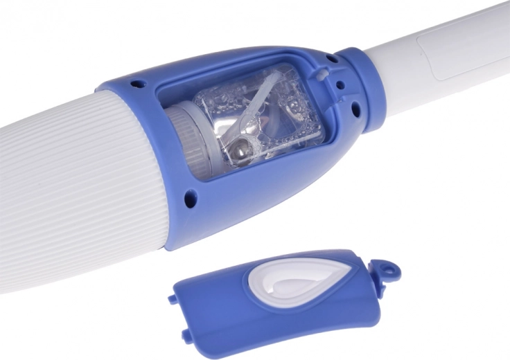 Könnyen utántölthető oldattartály