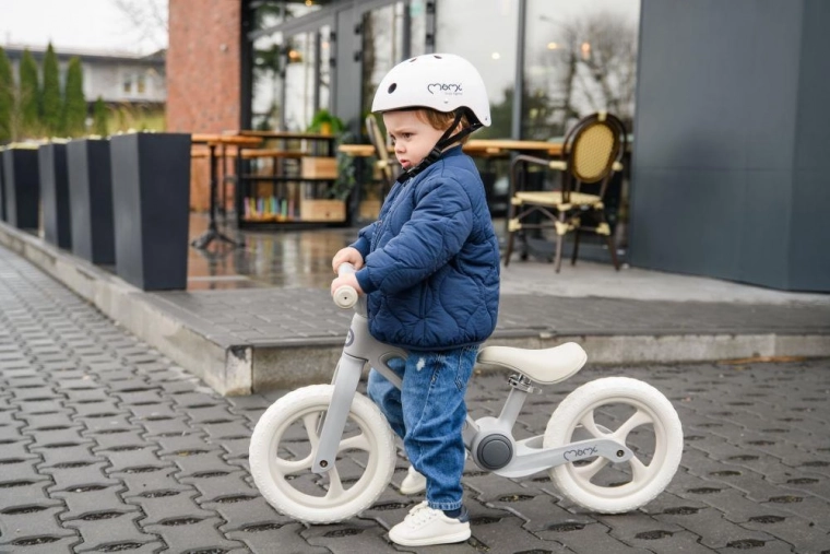 Könnyű és tartós nejlon váz