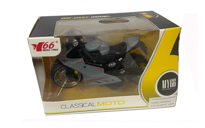 Motor modell 1:14 méretarányban