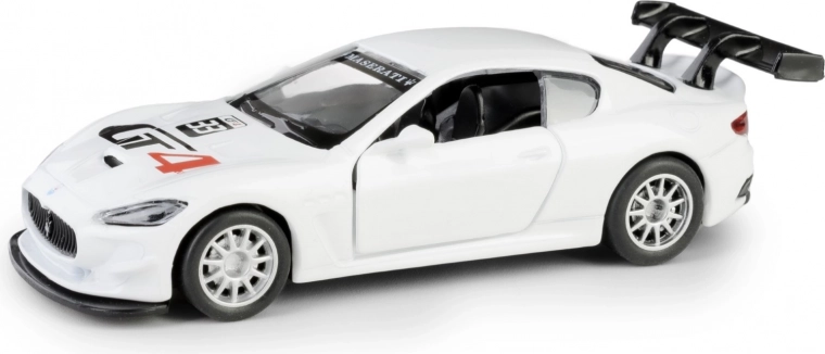 Realisztikus kivitel és gumibroncsok