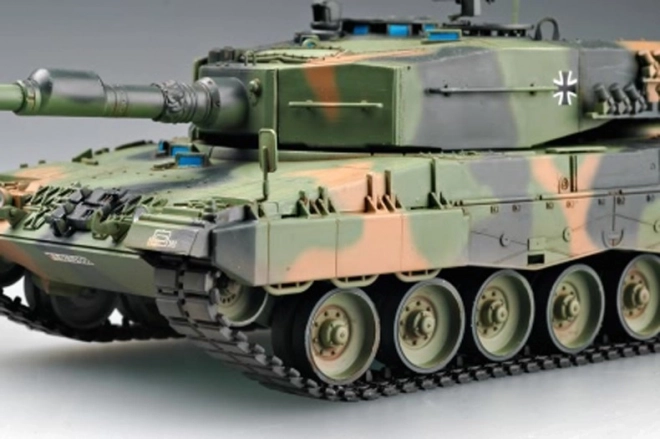 Német Leopard 2 A4 harckocsi modell készlet