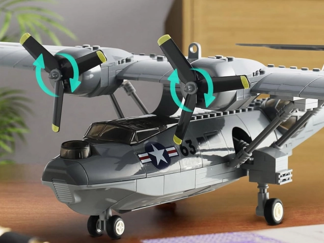 Technic játékkockák PBY-5A Catalina harci repülőgép