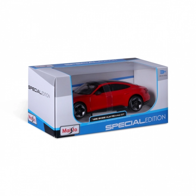 audi rs e-tron gt 2022 piros kompozit modell 1:25