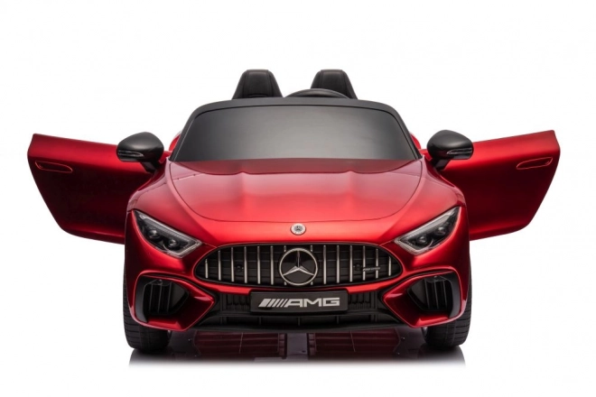 Mercedes AMG SL63 pirosra festett akkumulátoros autó