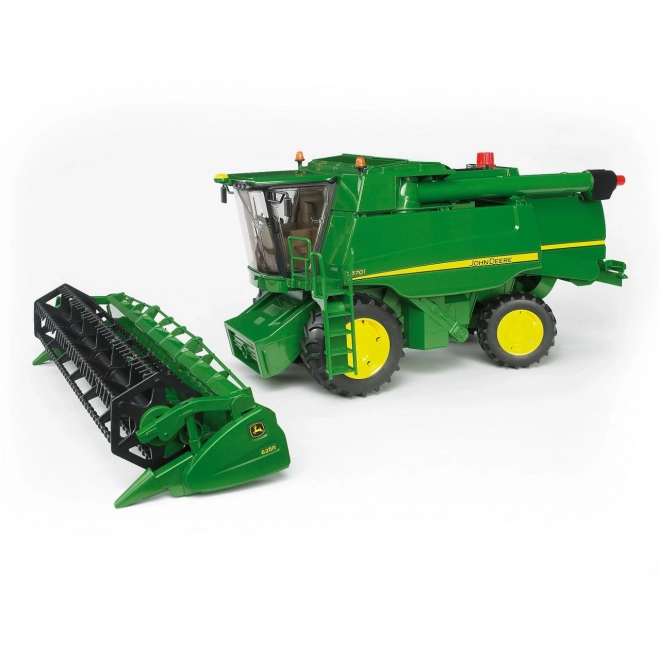 John Deere kombájn játékmodell