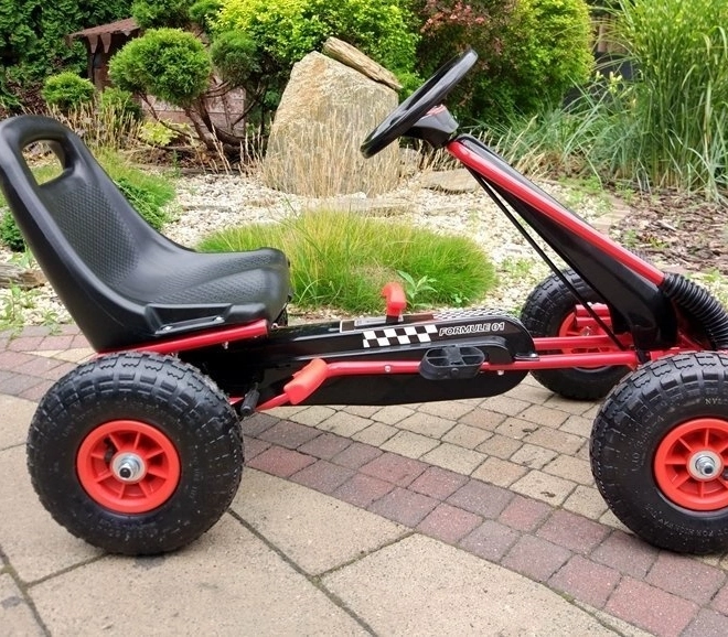 Pedálos levegős gokart + Felfújható gumik + Állítható ülés – Piros