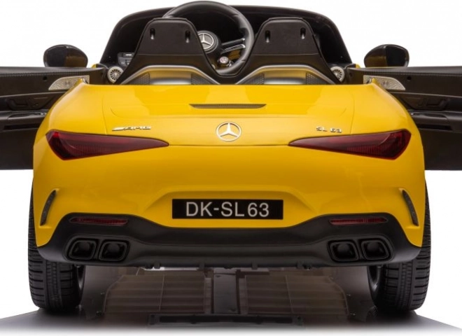 AMG sportos dizájn minden szögből