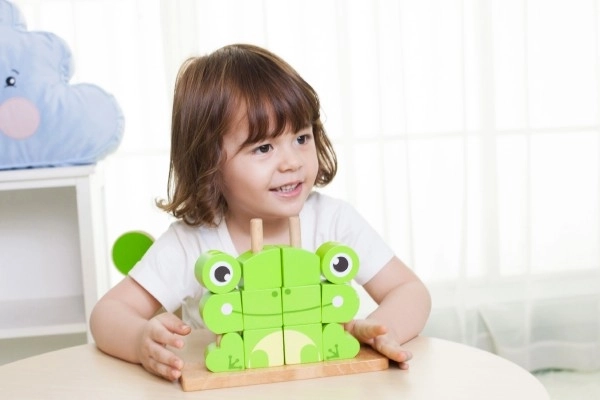 Fa béka puzzle szett