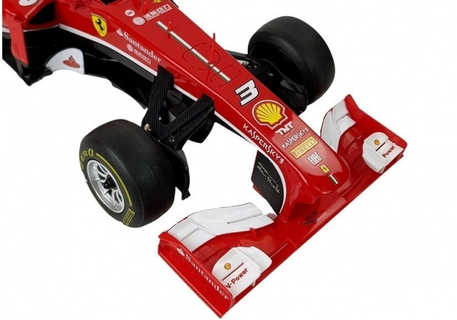 Ferrari F138 távirányítós autómodell 1:12