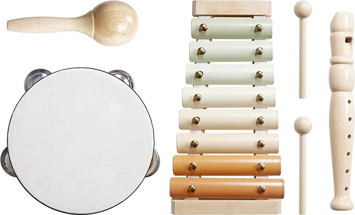 Természetes fa és finom pasztellszínek