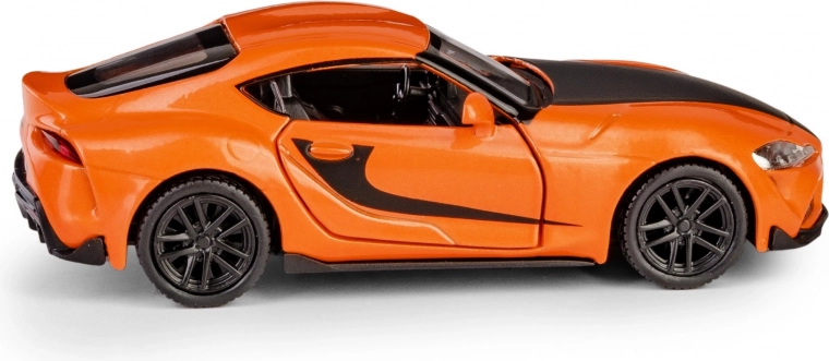 Fém karosszéria és strapabíró kivitel