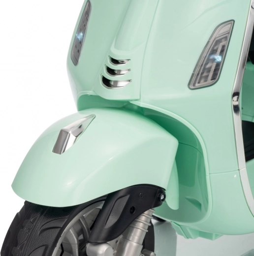 LED lámpák elöl és hátul