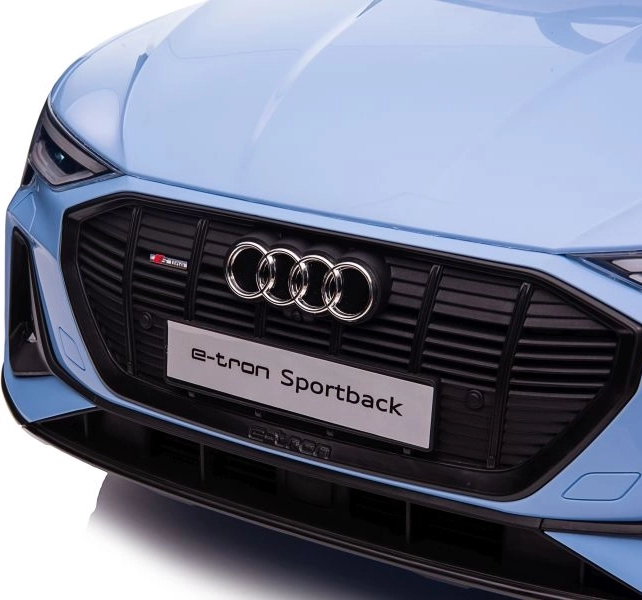 Valósághű AUDI e-tron megjelenés