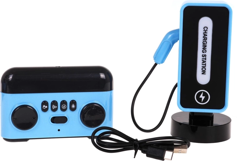 Megvilágított töltőállomás