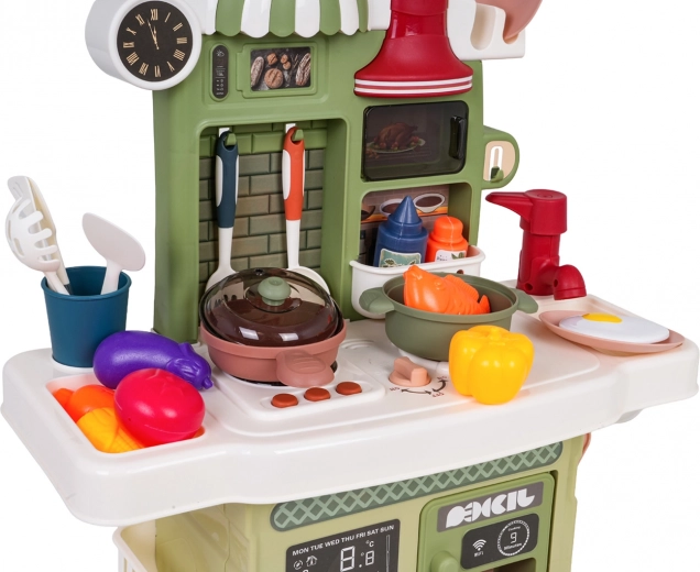 Működő csap folyó vízzel