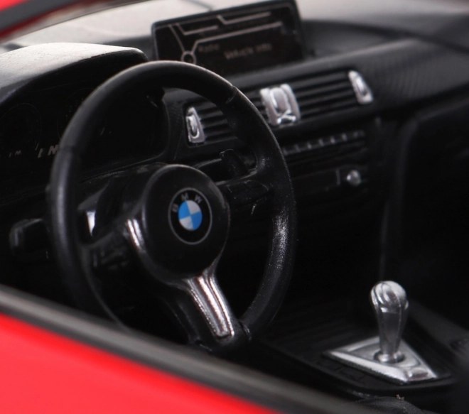 Rastar BMW M4 Coupe fehér távirányítós autó 1:14 – Piros