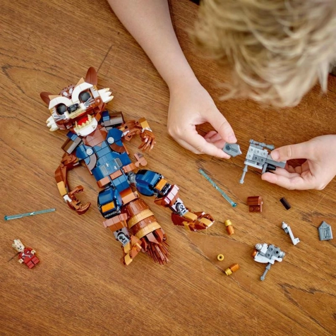 Lego marvel rakéta és kicsi groot építőkészlet