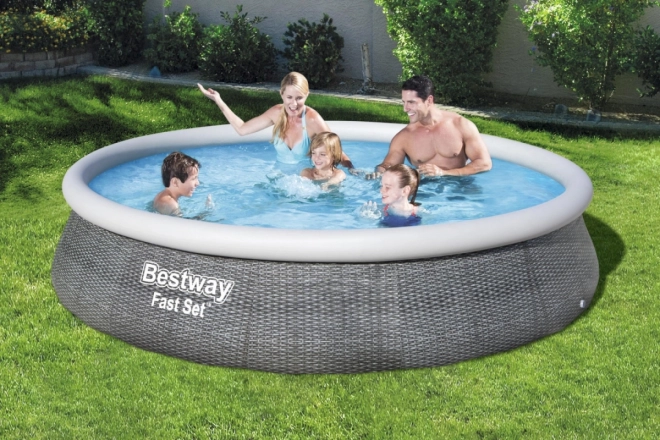 Zahradni gyermekmedence Bestway 396 x 84 cm 57376