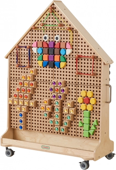 Masterkidz fa szabadon álló STEM tábla ház alakban, tartozékokkal