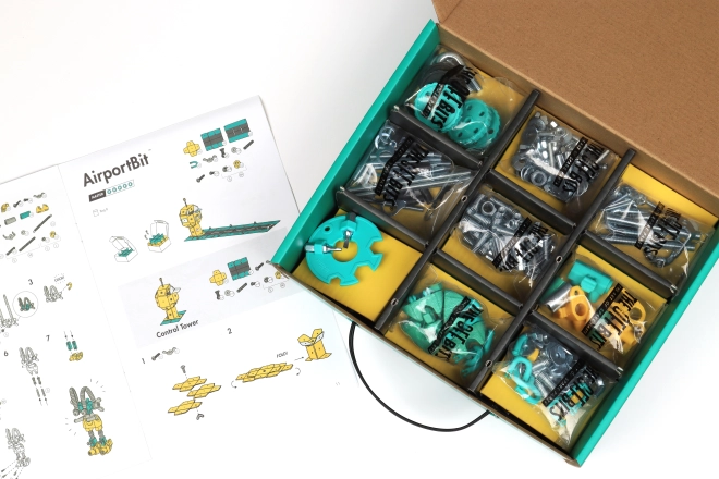 Több mint 200 darabot tartalmaz