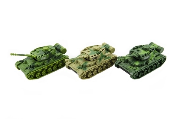 Műanyag tank készlet 11 cm-es méretben, három színű, lendkerekes