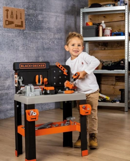 Gyerek Műhely Bricolo Pro a Black+Decker-től