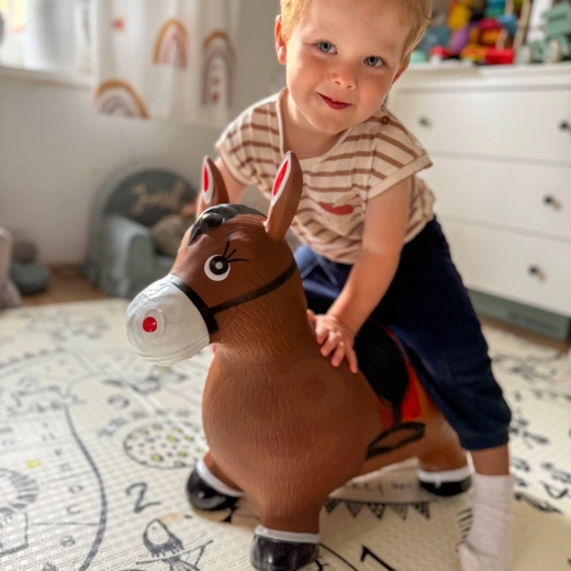 Fejleszti az egyensúlyt és a motorikát