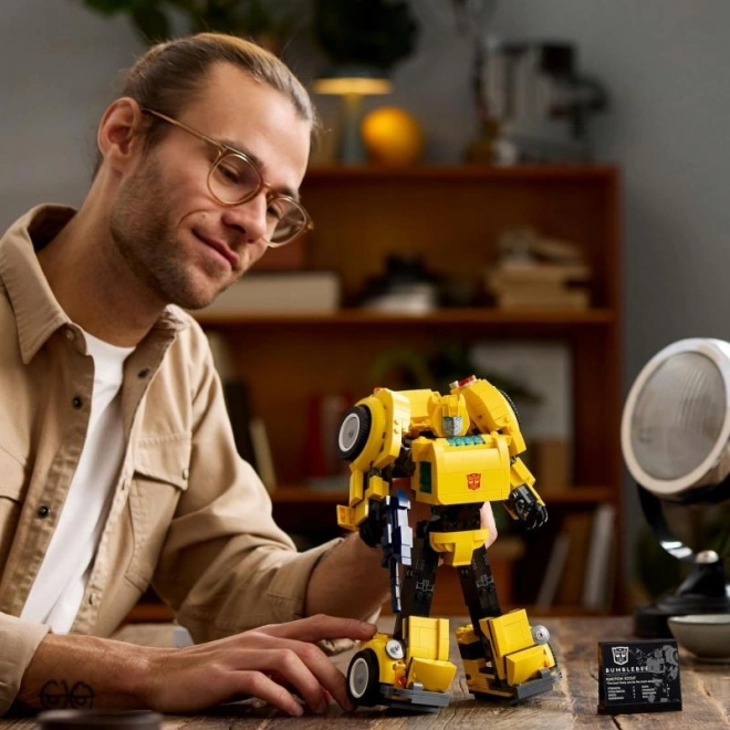 Lego Icons Transformers Bumblebee felnőtt építő készlet