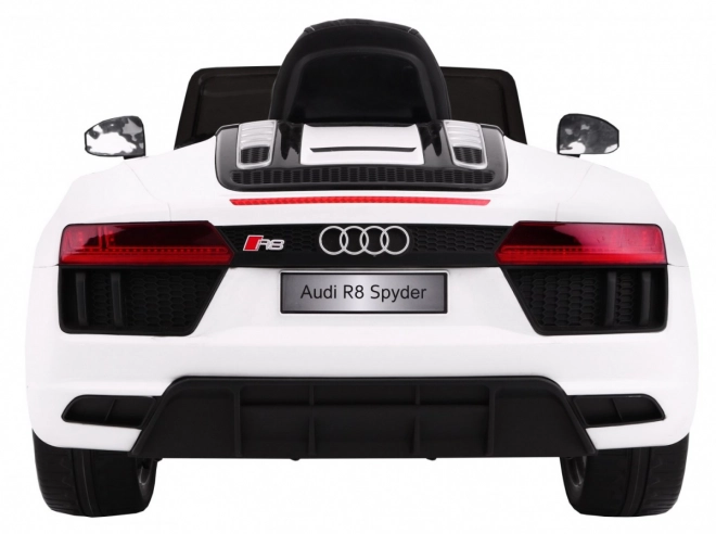 Audi R8 Spyder Akkumulátor Fehér + Távirányító + EVA + Lassú indítás + MP3 rádió + LED dióda