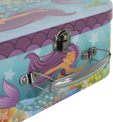 Masszív fém bőrönd utazáshoz