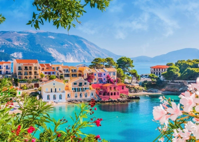 Színes falu Assos Görögország 500 darabos puzzle