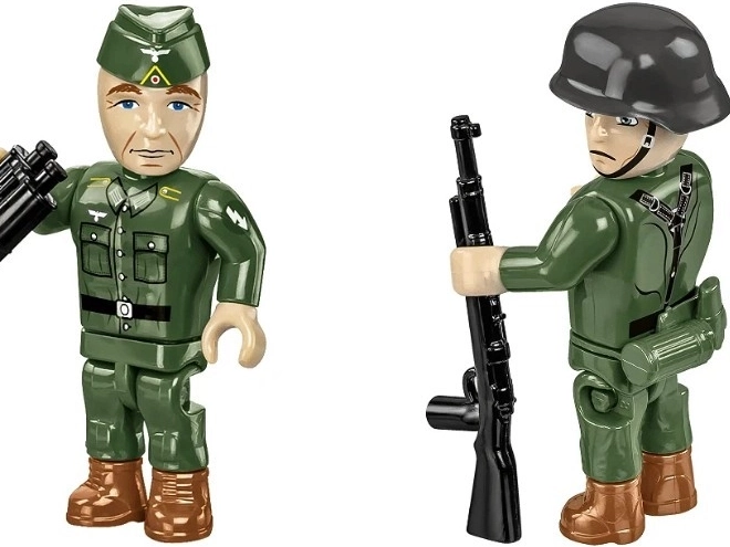 Részletes kidolgozású figurák