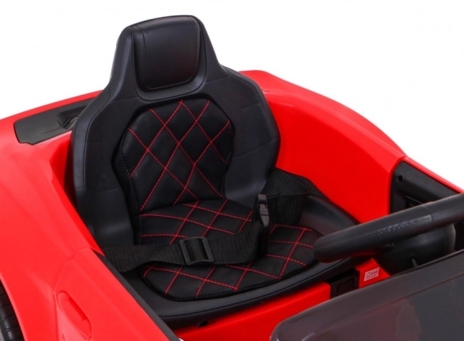 GT Sportautó akkumulátorral gyerekeknek Piros + távvezérlés + lassú indítás + csomagtartó + MP3 LED